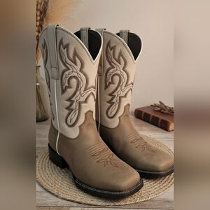 women's mexican leather cowboy boots size 8.